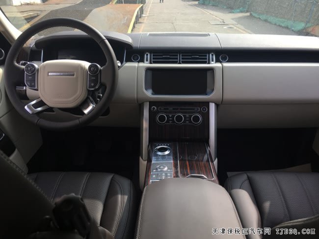 17款路虎攬勝3.0T汽油VOGUE加長版 歐規(guī)版現(xiàn)車138萬鉅惠