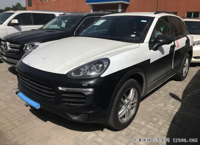 2018款保時(shí)捷卡宴3.6L汽油版 墨規(guī)版現(xiàn)車(chē)優(yōu)惠來(lái)襲