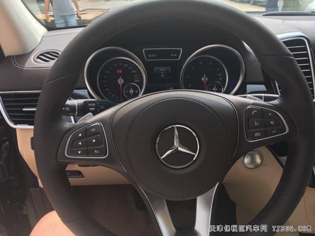 2018款奔馳GLS450加規(guī)版 經(jīng)典七座SUV現(xiàn)車絢麗來襲