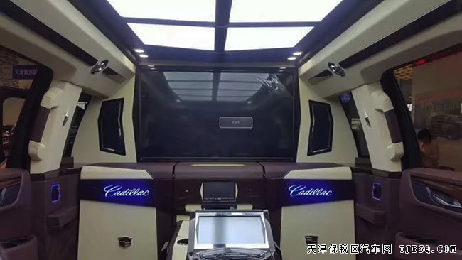 2017款凱迪拉克總統(tǒng)一號美規(guī)版 豪華SUV現(xiàn)車優(yōu)惠購