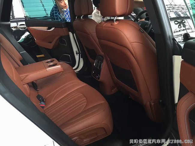 17款瑪莎拉蒂levante 美規(guī)版萊萬特現(xiàn)車優(yōu)惠起航
