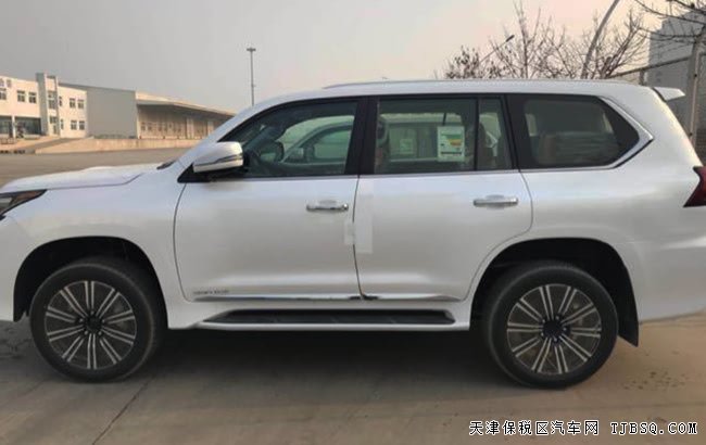 18款雷克薩斯LX570中東版 21輪/天窗/雷測現(xiàn)車157萬樂享