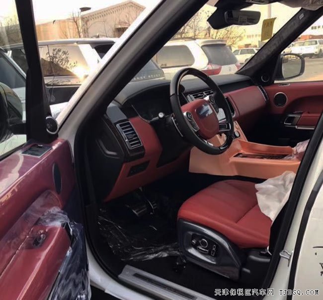 2017款路虎攬勝3.0T柴油創(chuàng)世加長(zhǎng)版 21輪/四座現(xiàn)車151萬