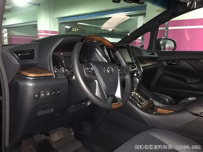 2018款豐田阿爾法3.5L豪華保姆車 天津港現(xiàn)車熱賣