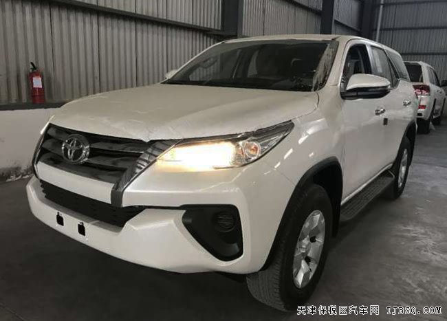 2018款豐田穿越者2.7L中東版 17輪/七座/底掛現車30.3萬