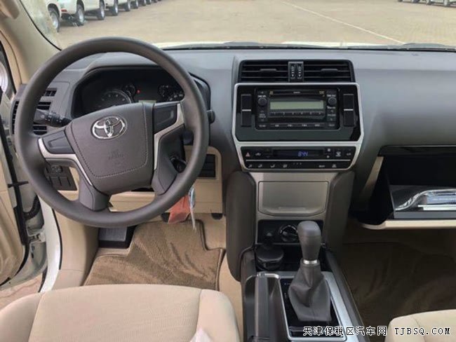 2018款豐田霸道2700中東版 經(jīng)典越野現(xiàn)車震撼呈現(xiàn)