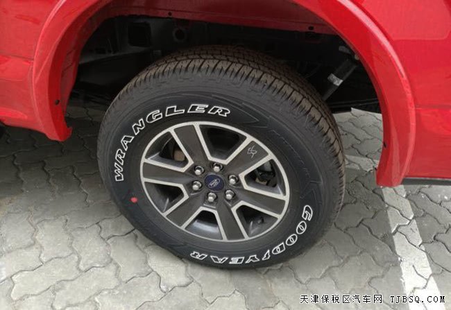 平行進口車17款福特F150美式皮卡 現(xiàn)車震撼讓利