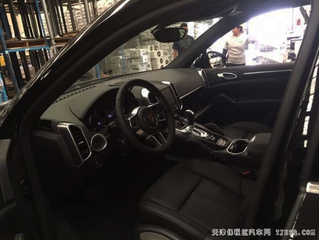 2018款保時捷卡宴汽油版 3.6L現(xiàn)車熱賣震撼酬賓