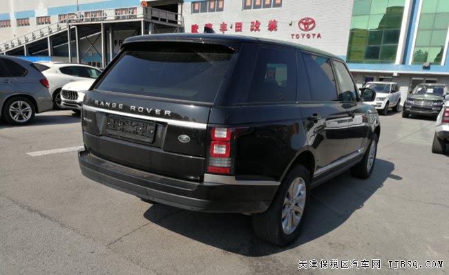 17款路虎攬勝3.0T柴油VOGUE加長(zhǎng)版 現(xiàn)車(chē)130萬(wàn)樂(lè)享折扣