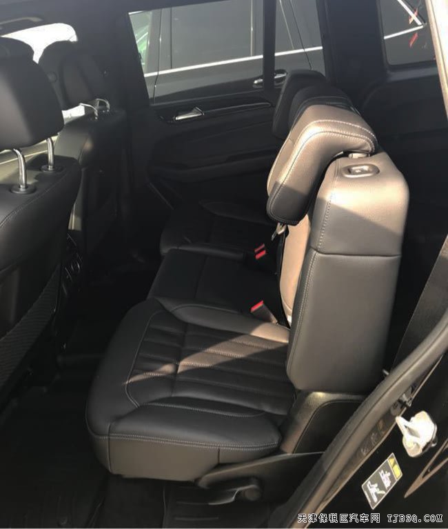 2018款奔馳GLS450AMG加規(guī)版 雷測(cè)/燈包/豪華包現(xiàn)車125萬(wàn)