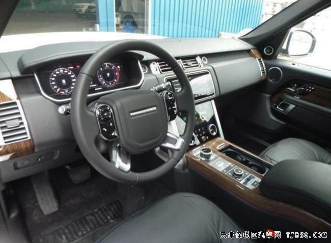 18款路虎攬勝3.0T行政汽油版 中東版現(xiàn)車樂享優(yōu)惠