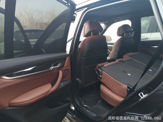 2018款寶馬X5M加規(guī)版 熏黑輪/大豪華包/M運動包現(xiàn)車79萬