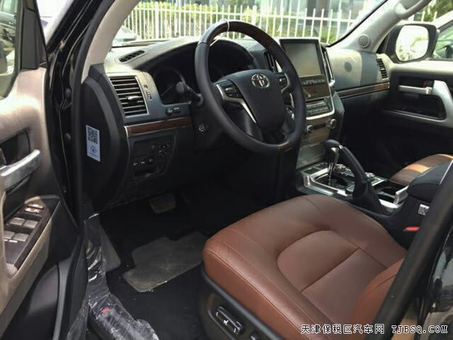 18款豐田酷路澤5700中東版 12氣囊/20輪/天窗現(xiàn)車123萬(wàn)