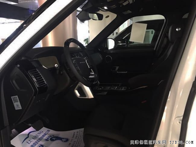 17款路虎攬勝3.0T柴油加規(guī)版 22輪/全景/雷測(cè)現(xiàn)車125萬