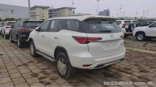 2018款豐田穿越者2700中東版 3氣囊/17輪/7座現(xiàn)車30.6萬(wàn)