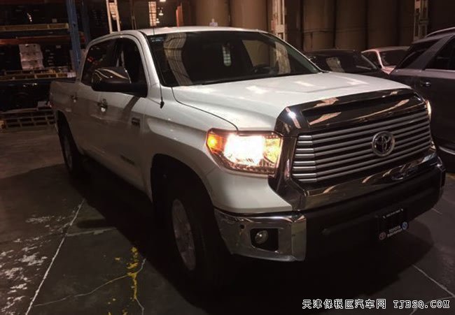 2017款豐田坦途5.7L限量版美式皮卡 天窗/18輪現(xiàn)車49萬