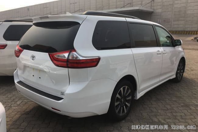平行進(jìn)口車(chē)豐田塞納3.5L四驅(qū)版 18款現(xiàn)車(chē)尊享經(jīng)典