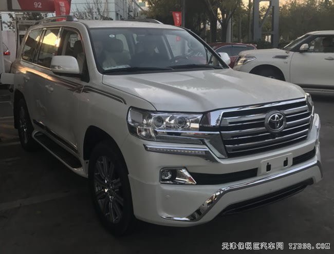 2018款豐田酷路澤4.0L中東版 陸地巡洋艦現(xiàn)車優(yōu)享