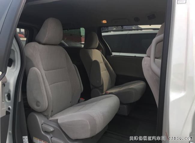 2018款豐田塞納3.5L四驅(qū)版 雷測/電動(dòng)門/7座現(xiàn)車51.5萬
