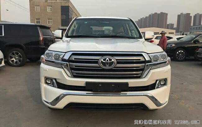 2017款豐田酷路澤4600中東版 18輪/天窗/8氣囊現(xiàn)車88萬