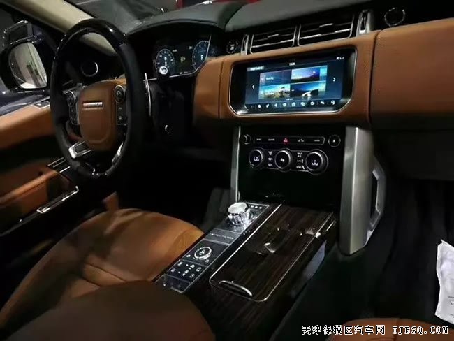 2017款路虎攬勝5.0T 巔峰創(chuàng)世加長版現(xiàn)車尊享奢華