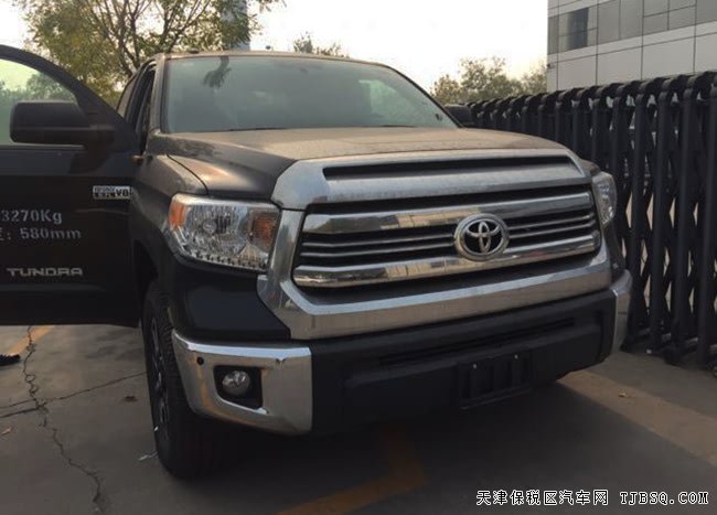 2018款豐田坦途5.7L美式皮卡 保稅區(qū)現(xiàn)車尊享經(jīng)典