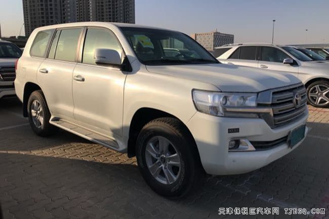 2018款豐田酷路澤5700中東版 12氣囊/七座/中差現(xiàn)車90萬