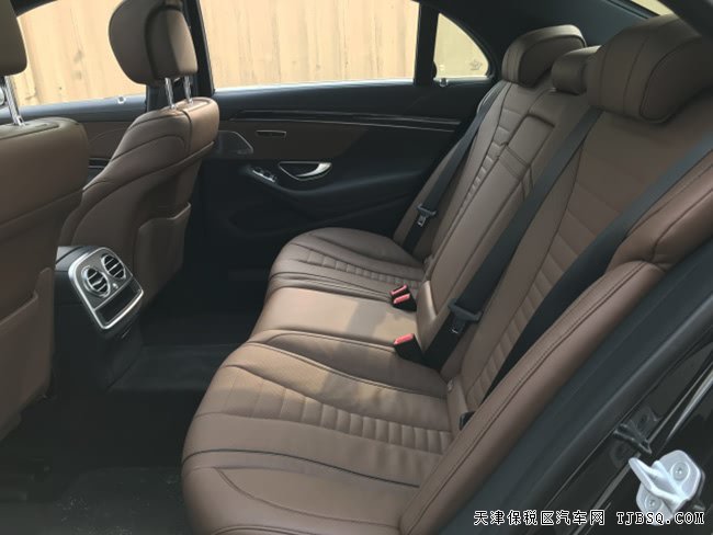 18款奔馳S560加規(guī)版 雷測/高級(jí)包/豪華座椅包現(xiàn)車179萬