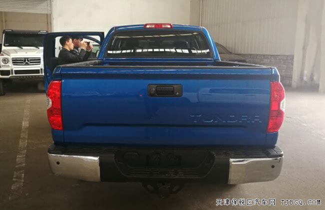 2018款豐田坦途SR5 TRD加規(guī)版 18越野輪/天窗現(xiàn)車48.5萬
