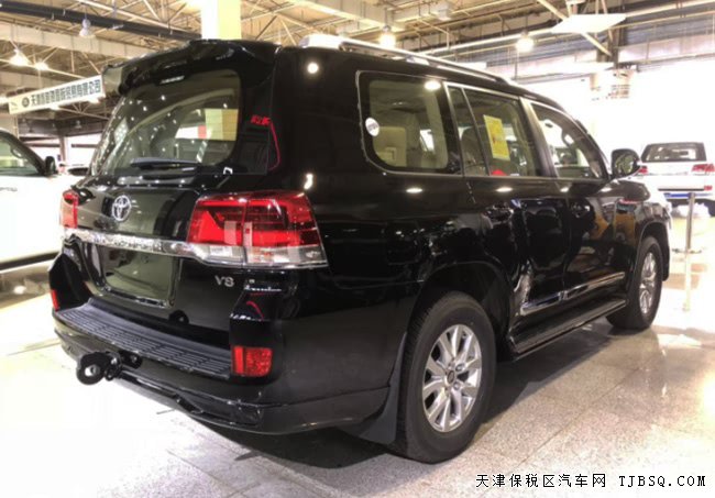 18款豐田酷路澤4600中東版 包圍/8氣囊/天窗現(xiàn)車92.5萬