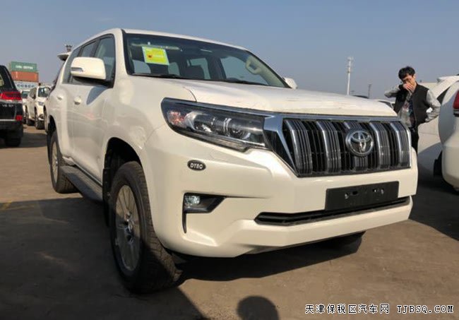 2018款豐田霸道2700中東版 9氣囊/天窗/底掛現(xiàn)車(chē)49.5萬(wàn)