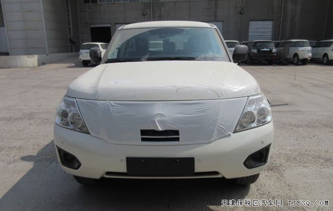 18款日產(chǎn)尼桑途樂Y62中東版 18輪/7座/后差速鎖現(xiàn)車48萬