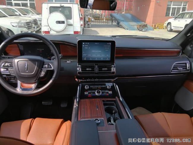 2018款林肯領(lǐng)航員3.5T加規(guī)版 7座SUV現(xiàn)車優(yōu)惠購