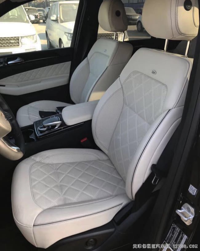 2018款奔馳GLS450美規(guī)版 全景/Designo/哈曼現(xiàn)車98.5萬(wàn)