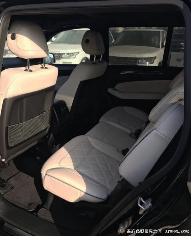 2018款奔馳GLS450美規(guī)版 全景/Designo/哈曼現(xiàn)車98.5萬(wàn)
