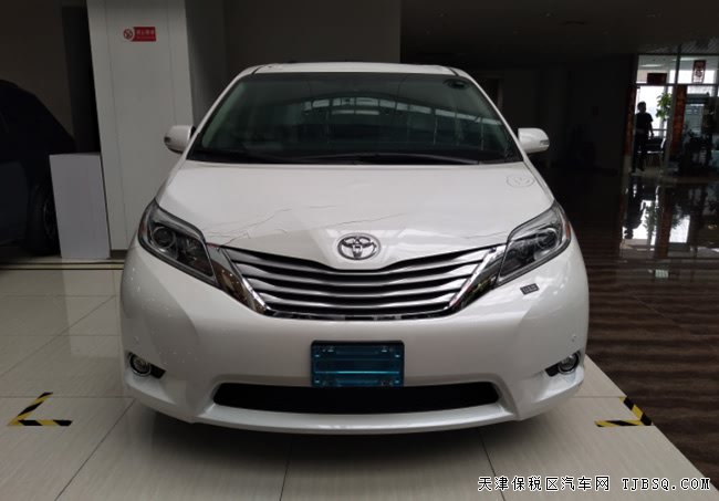 2017款豐田塞納3.5L四驅(qū)頂配版 18輪/雙天窗現(xiàn)車57萬起