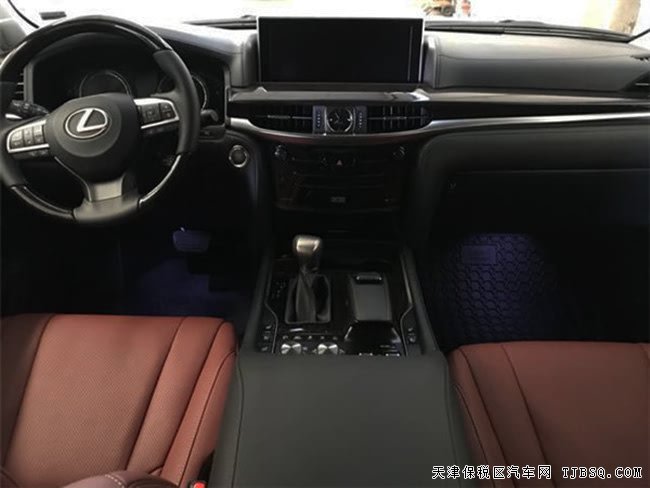 平行進口車?yán)卓怂_斯LX570頂配版 18款現(xiàn)車鉅惠呈現(xiàn)