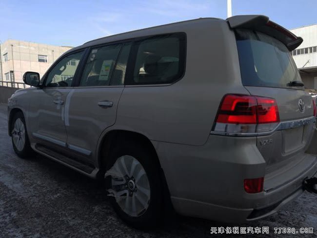 2018款豐田酷路澤57000 中東版頂配現(xiàn)車惠滿津城