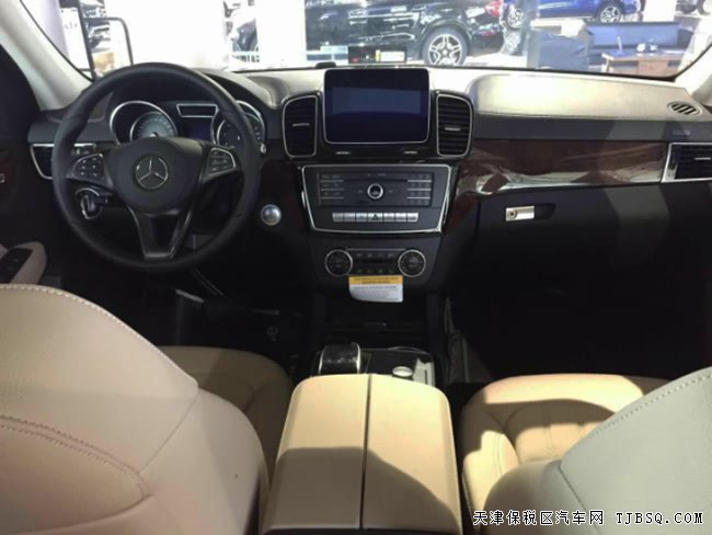 18款奔馳GLS450美規(guī)版 外觀包/停輔包/全景天窗現(xiàn)車101萬