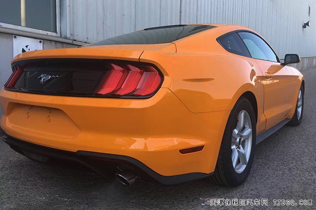 18款福特野馬2.3T加拿大版 肌肉跑車現(xiàn)車優(yōu)惠酬賓