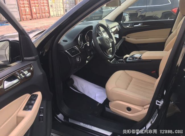 2018款奔馳GLS450美規(guī)版 全景/外觀包/哈曼現(xiàn)車93.5萬起