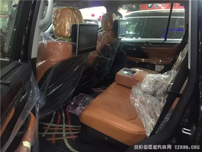 平行進(jìn)口車?yán)卓怂_斯LX570中東版 18款限量版熱賣