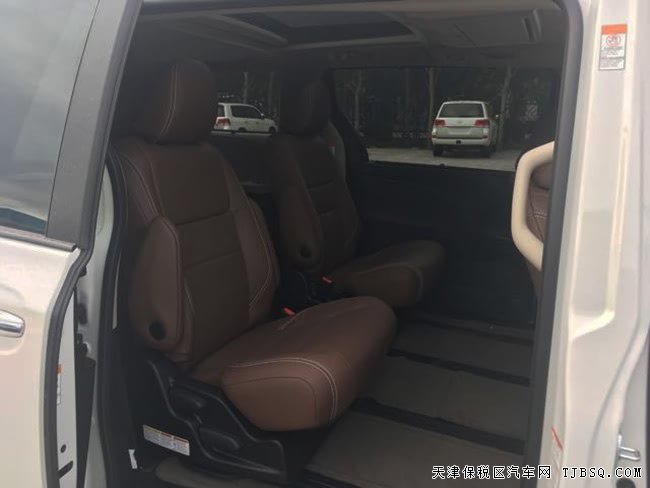 17款豐田塞納3.5L兩驅(qū)頂配版 雙天窗/18輪/7座現(xiàn)車52萬