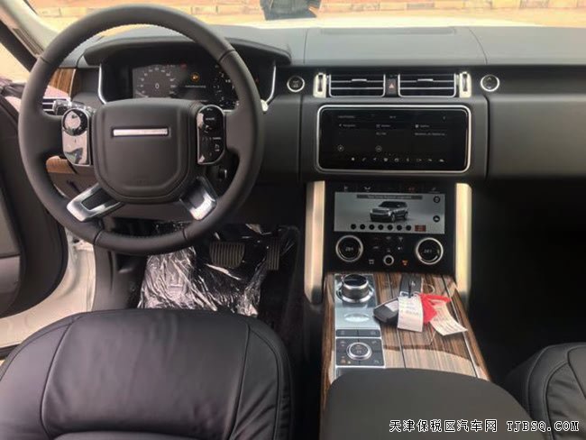 18款路虎攬勝3.0T行政汽油版 全景/20輪/冰箱現(xiàn)車122.5萬(wàn)