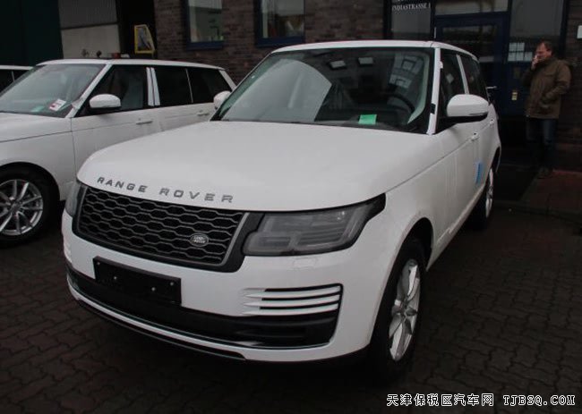 2018款路虎攬勝行政版3.0T 豪華SUV現(xiàn)車魅力來襲