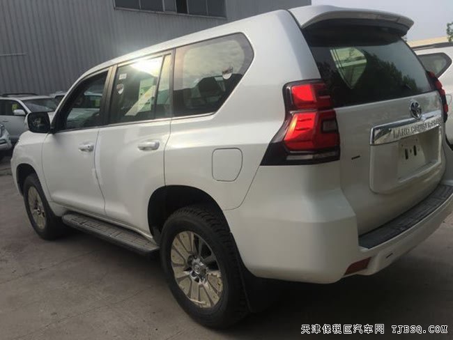 18款豐田霸道2700中東版VX 天窗/18輪/9氣囊現(xiàn)車48.8萬