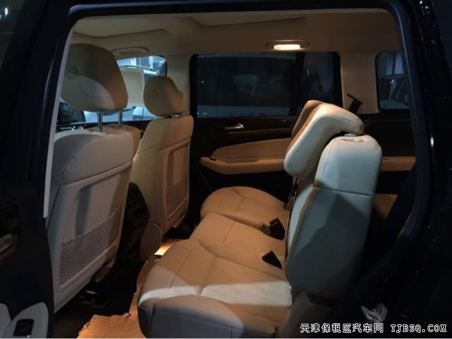 18款奔馳GLS450豪華7座SUV 美規(guī)版3.0T現(xiàn)車即刻擁有