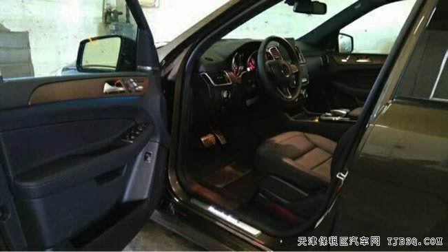 2018款奔馳GLE400加規(guī)版 豪華包/駕輔包/運動包現(xiàn)車85萬