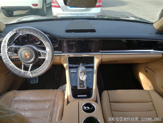 18款保時(shí)捷Panamera 4S加規(guī)版 20輪/全景/4區(qū)現(xiàn)車138萬