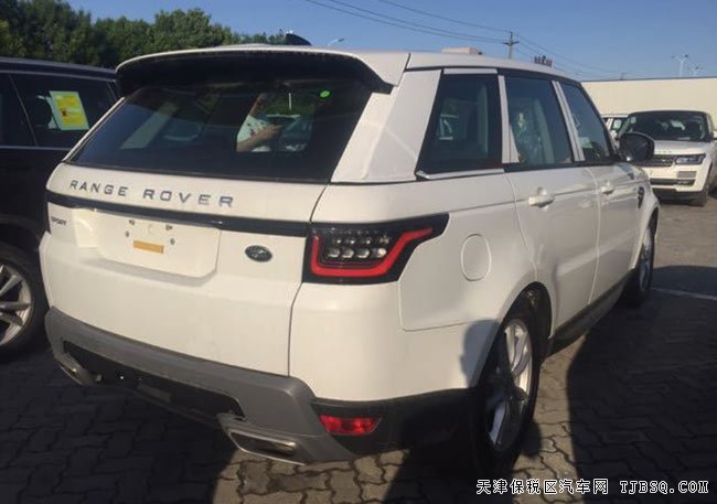 2018款路虎攬勝運(yùn)動汽油版 3.0T攬運(yùn)現(xiàn)車優(yōu)惠走俏